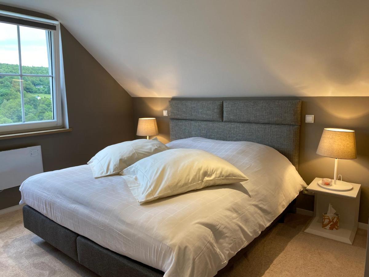 L'Auf Der Tomm Hotell Martelange Exteriör bild